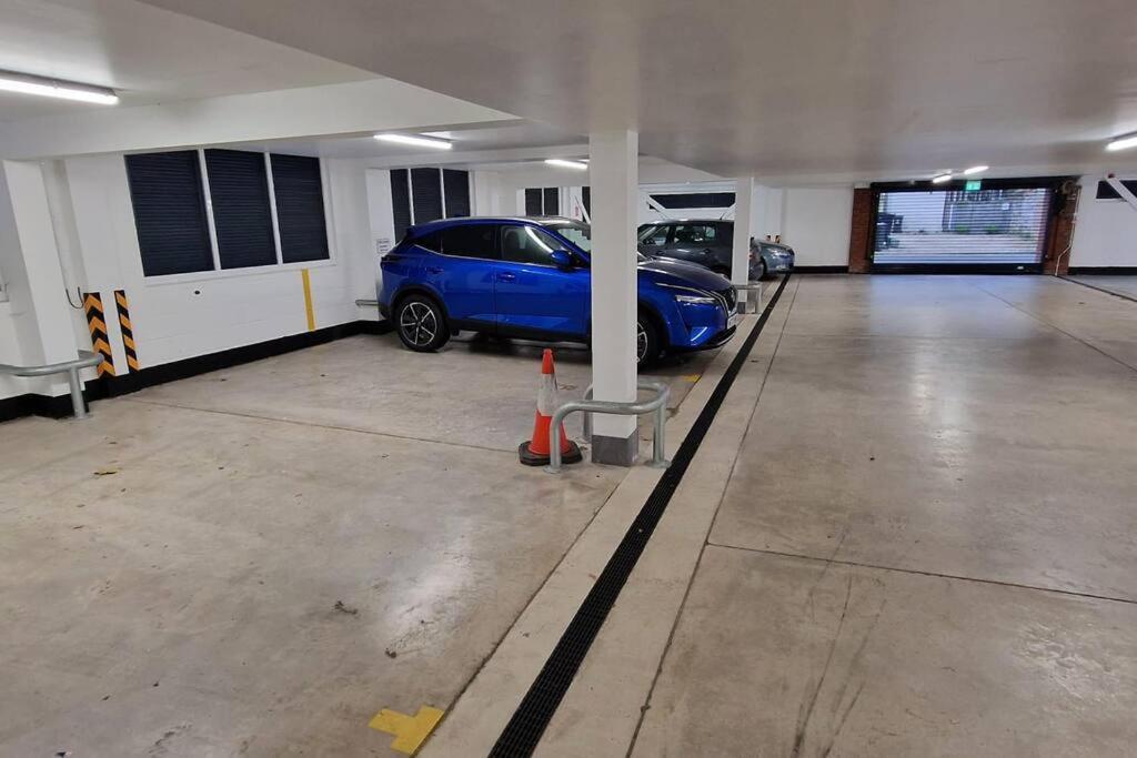 Number 15 Luxurious Two Bedroom Apartment เอกซ์มัธ ภายนอก รูปภาพ